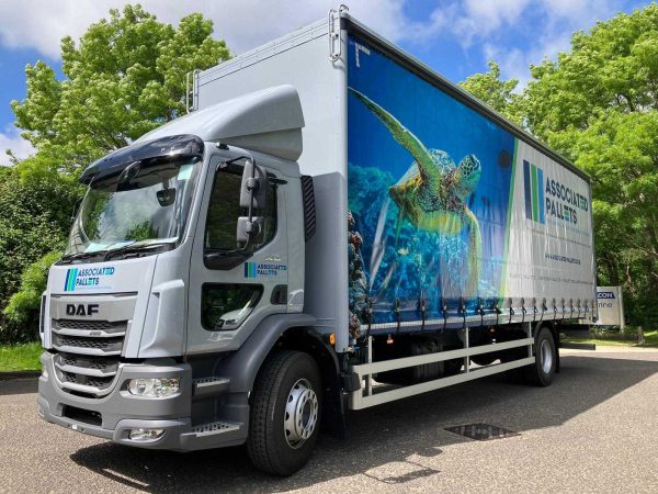 associated pallets lorry